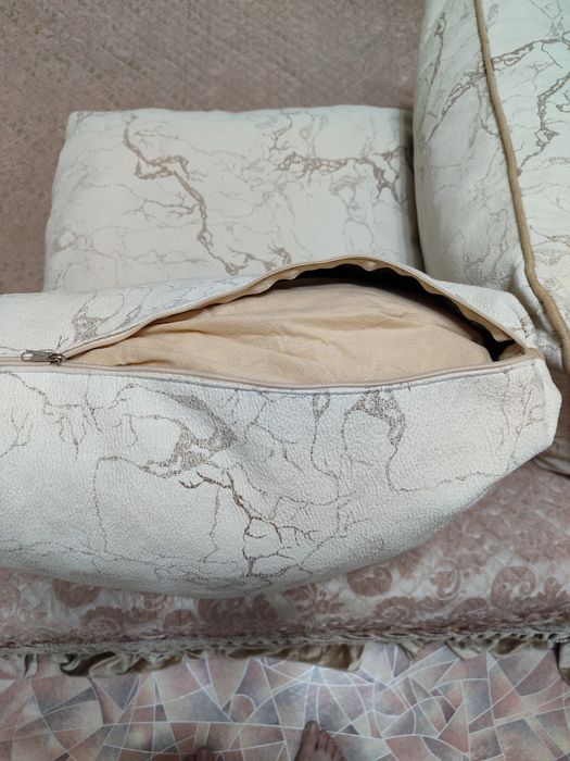 Продам подушки для дивана