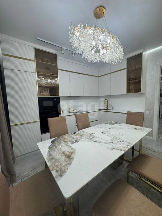 Продам 3 комнатную квартиру