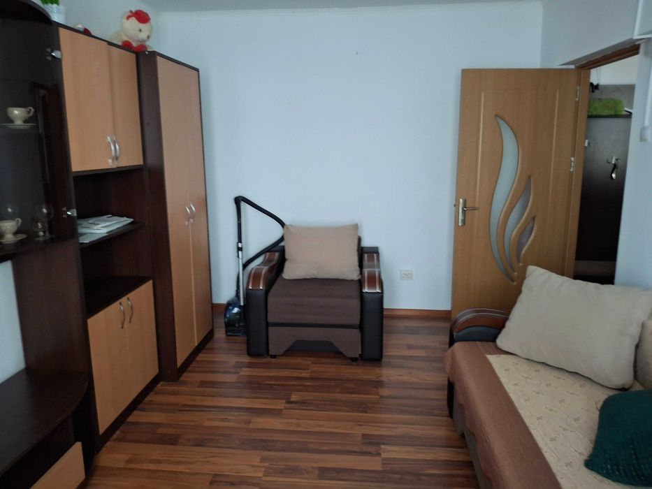 Închiriez apartament 2 camere Valea Aurie Sibiu, mobilat, lift, centrală proprie