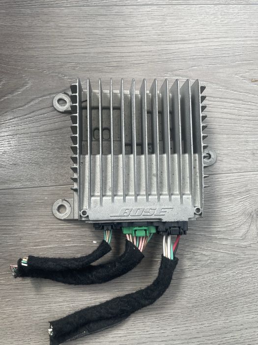Amplificator OEM BOSE Renault megane 3 Clio 4