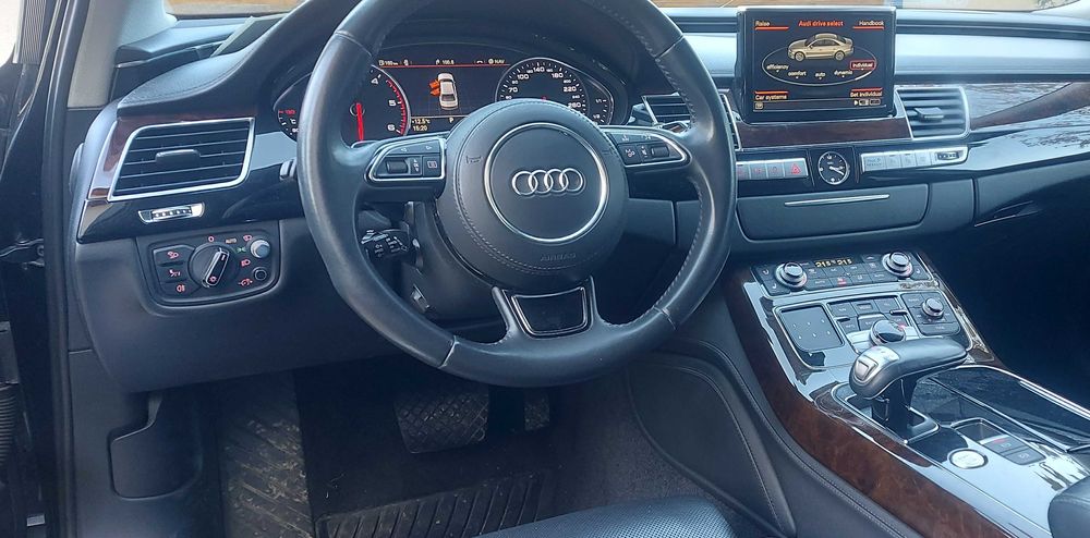 Audi A8 30TDI 174k km distronic+ night-vision head-up ventilatie masaj