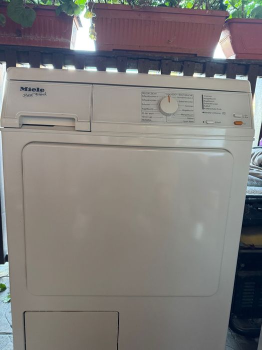 Uscator rufe Miele