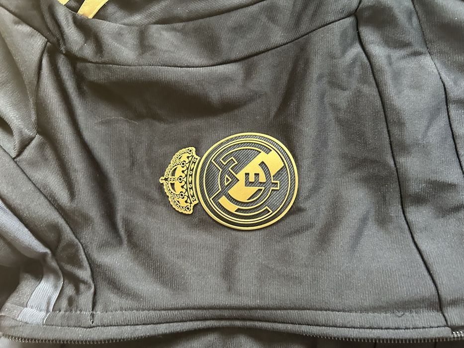 Real Madrid горнище 02/19