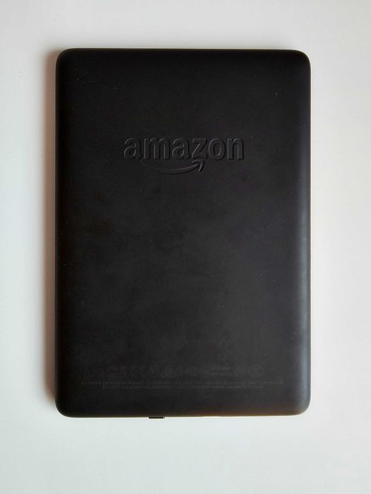 Kindle Paperwhite 4 10th. gen 8GB free Amazon account