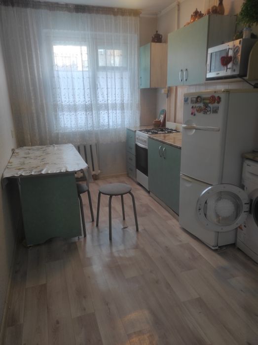 Продам 4-хкомнатную квартиру