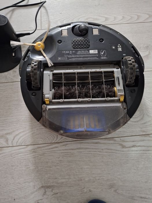 Прахосмукачка Roomba 698