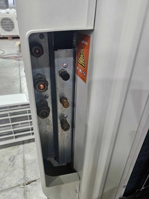 Климатик - Мултисплит Daikin с 2 тела - 3MXM68N2V1B - 24000 BTU