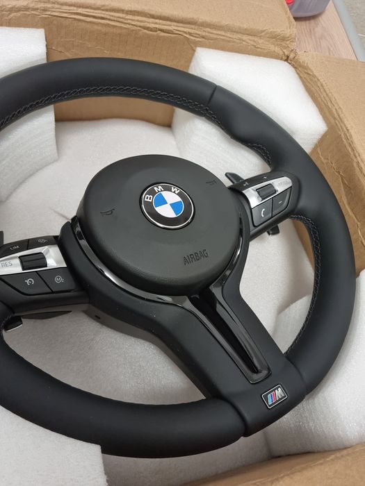 Volan pachet M BMW seria 3, seria 5, F30 F10 X1  X2 X3 X4 X5  X6 , piele + airbag , finisaje premium