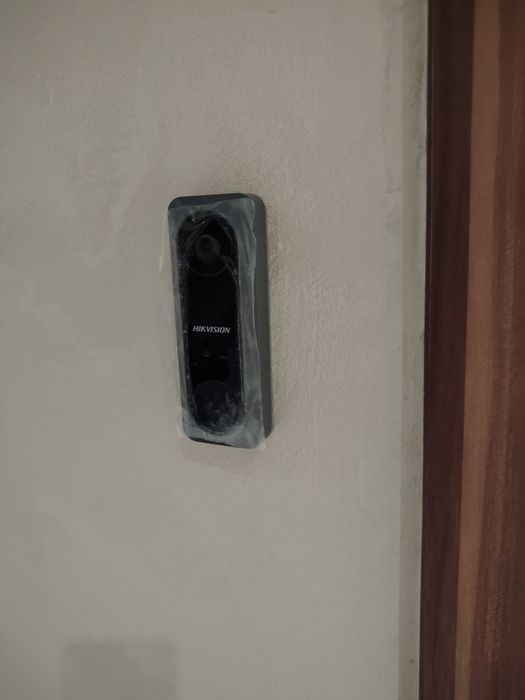 Kamera va damafon ustanovka xizmatlari