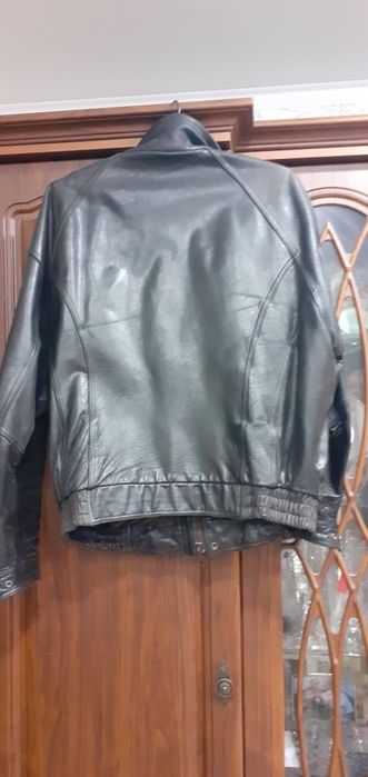 Куртка кожанная,