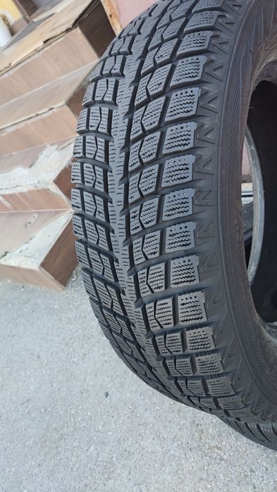 1брой зимна гума 205/70/15 Long long
dot23
8mm