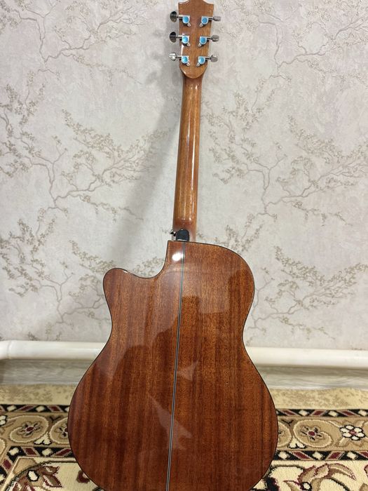 Новая гитара ……………