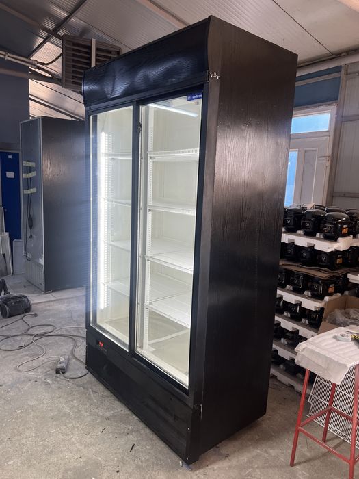 Vitrina frigorifica verticala 120cm lungime afisaj electronic
