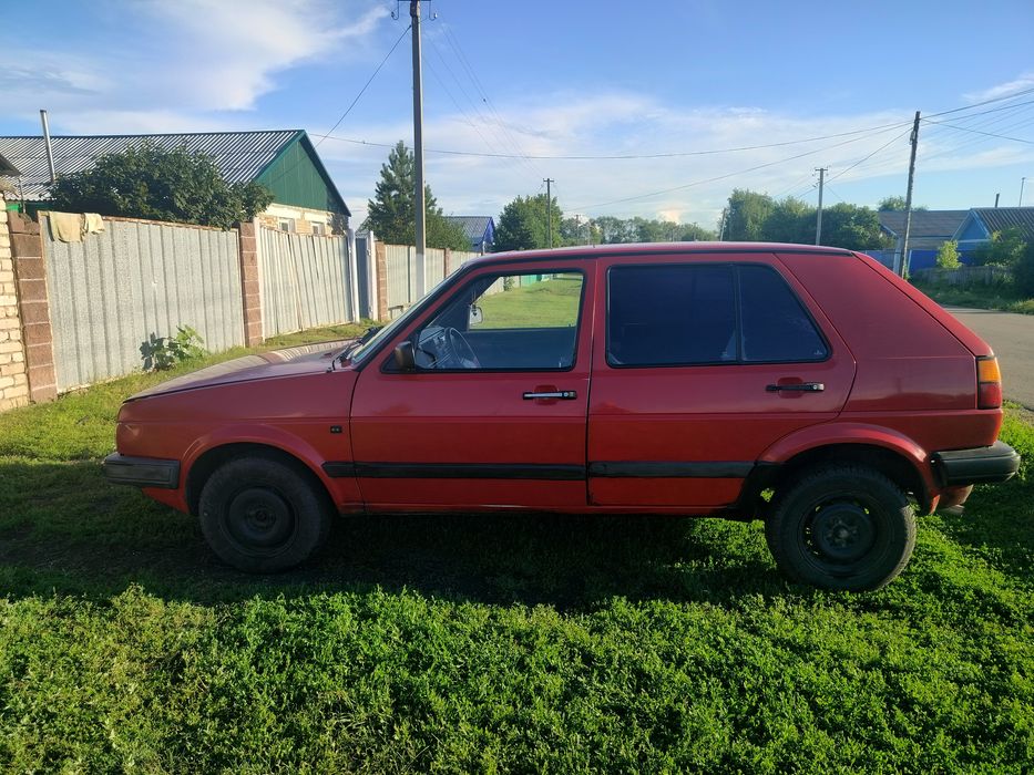 Volkswagen Golf 2