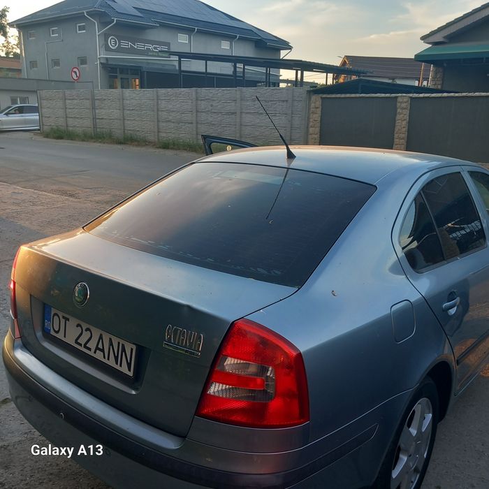 Vând skoda octavia 2