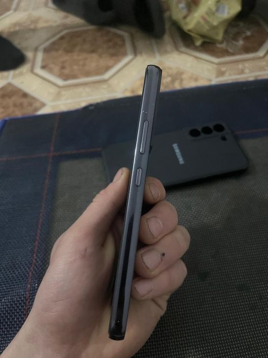 Samsung S22 продам ИДЕАЛ!