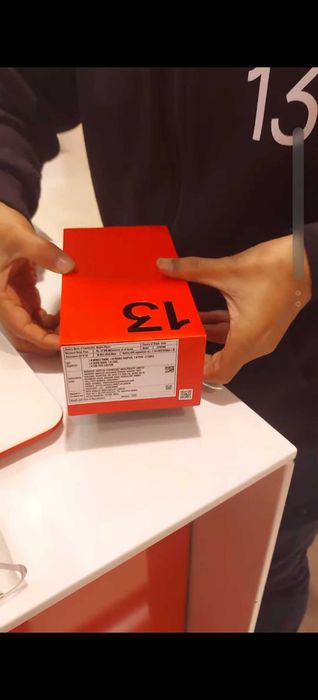 One + 13 телефон