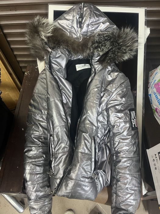 Зимно яке като ново