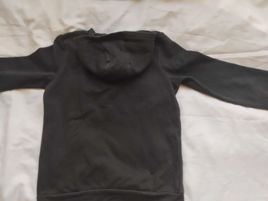 Adidas 100% оригинален дамски суичър