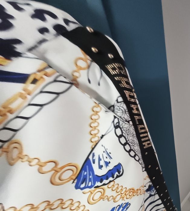 Продам кастюмы двойки