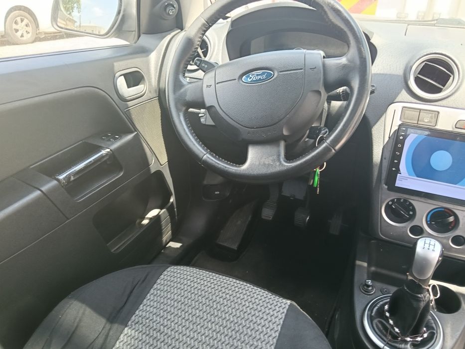 FORD Fusion 2008 — imagine 4