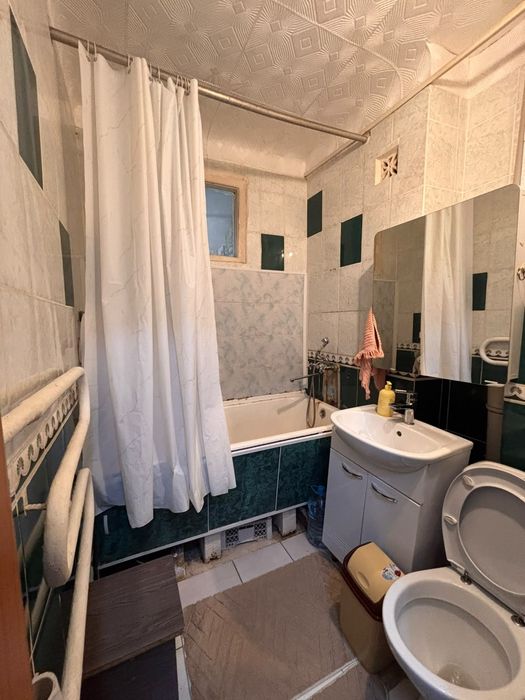 Продам 2 комнатную квартиру