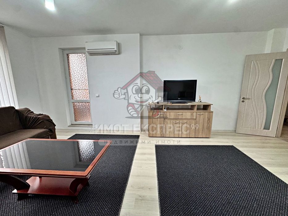 Двустаен обзаведен апартамент, с гараж, под наем, до Болницата