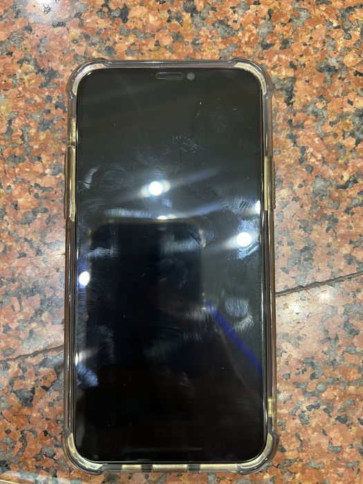 iPhone 11pro с гарантий