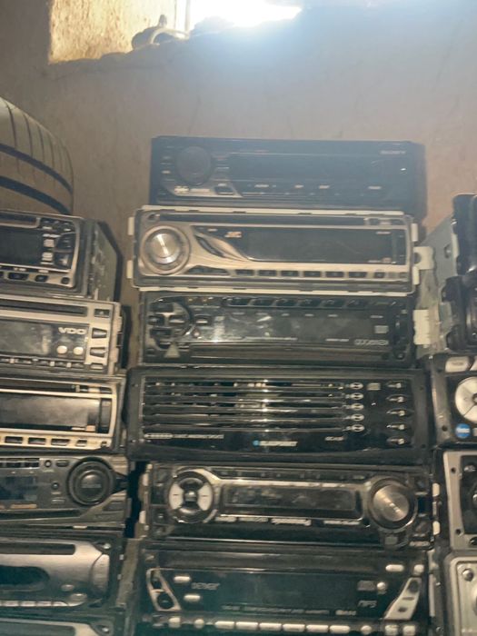 Магнитофон 6000 тг