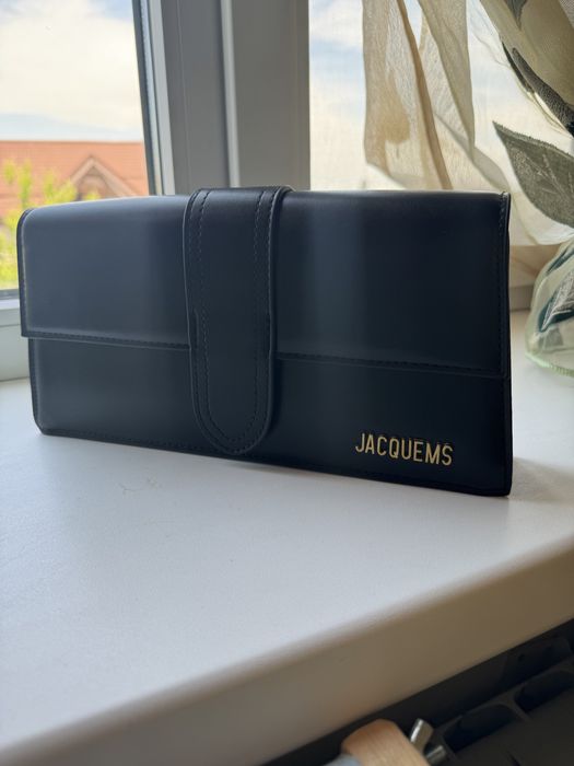 Продам сумку Jacquemus