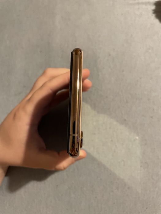 iPhone Xs max gold 256gb