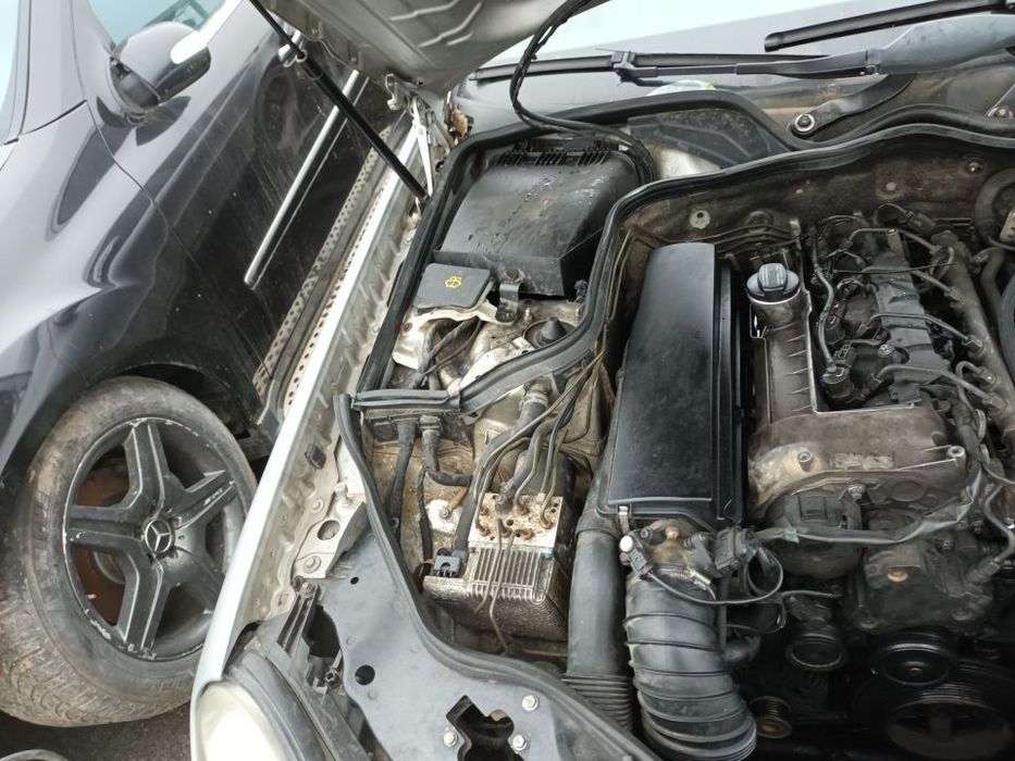 Dezmembrari  Mercedes-Benz E-CLASS (W211)  2002  > 2009 E 220 CDI (21