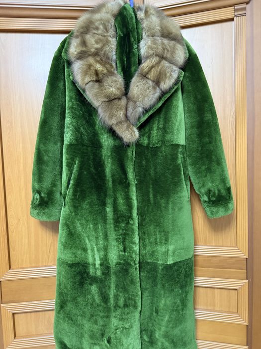 Продам роскошную двухстороннюю дублёнку.