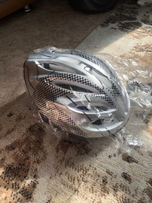 3000тг шлем и ручки для велика в подарок