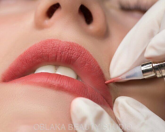 Растушевка бровей перманентный макияж бровей губ татуаж