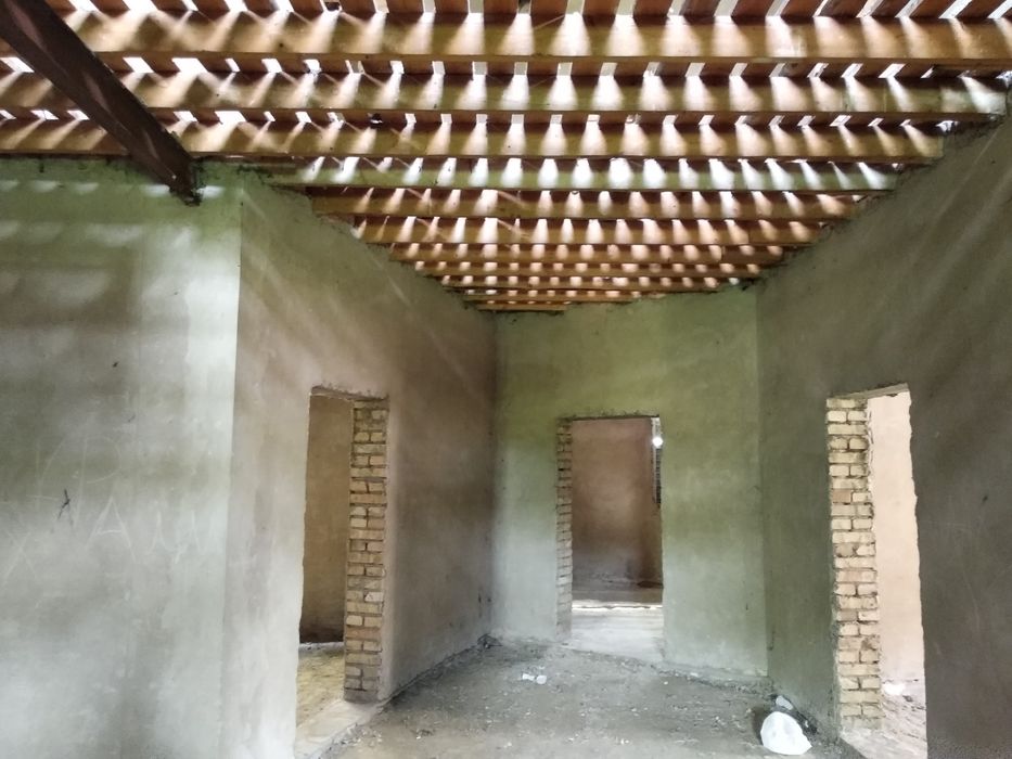 Дом с земельным участком