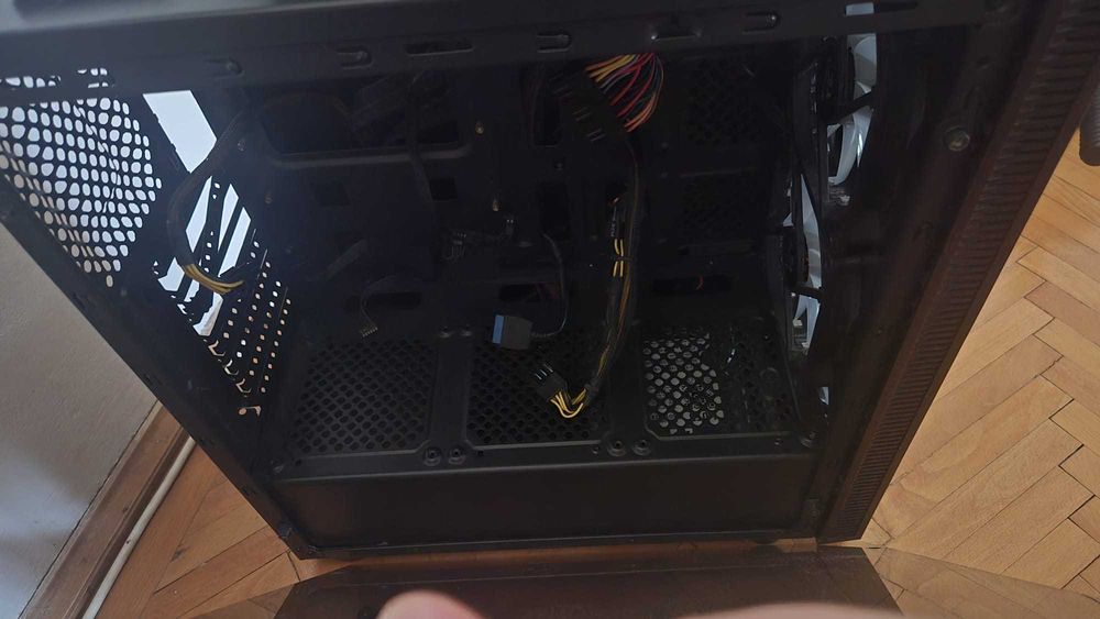 Ryzen 5 2600 + carcasa Redragon GC-601-BK + sursa Segotep 500W
