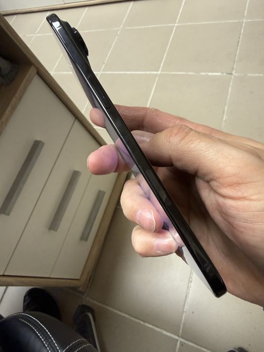 iPhone 17 Air 256gb - на 2 месеца, гаранция