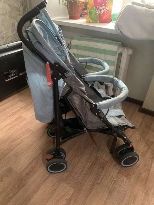 Продам Коляску для двойни