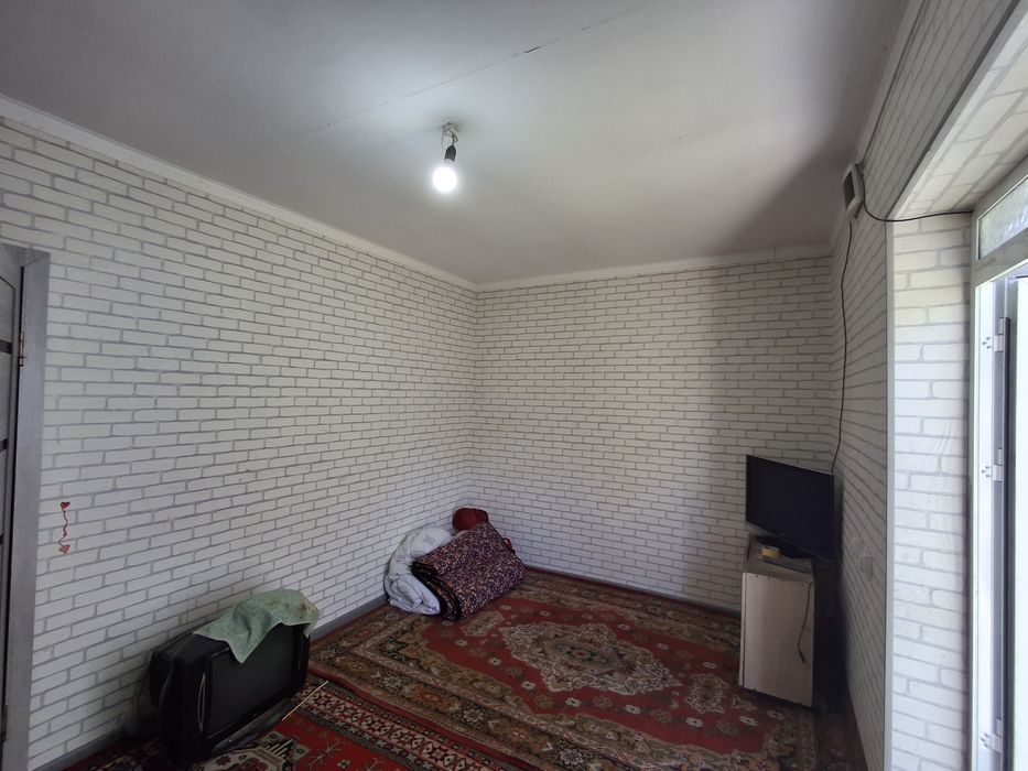 Ijaraga hovli beriladi..