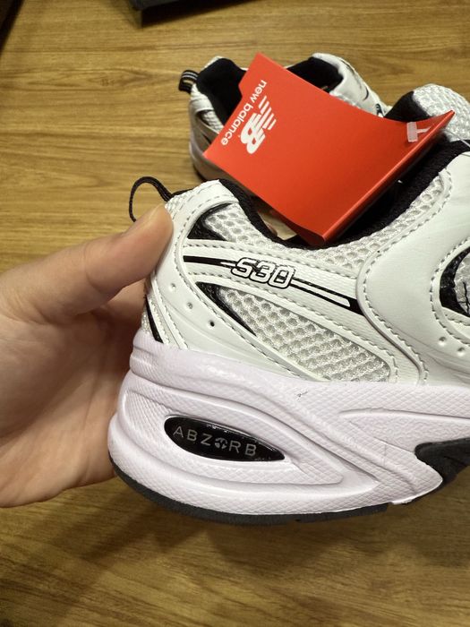 кроссовки уни НБ 530