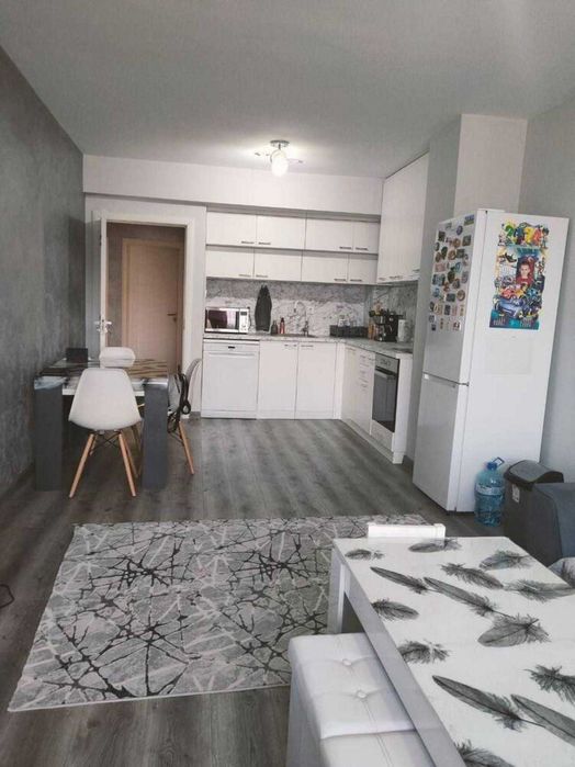Продава се Тристаен апартамент в Пловдив, Христо Смирненски - 70 кв.м за 1126 €/кв.м - Снимка #3