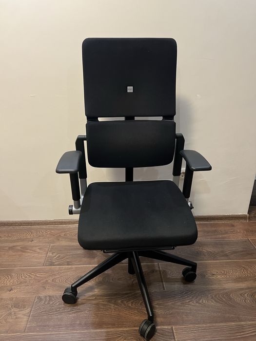 Steelcase Please — премиум ергономичен офис стол