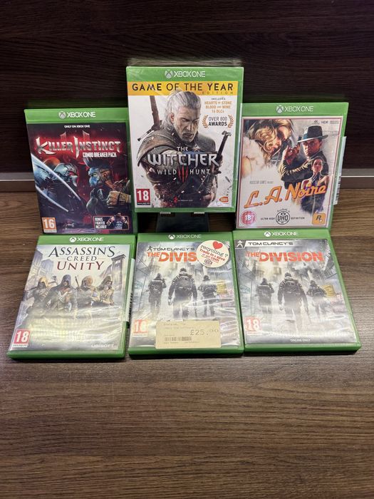 Xbox One Forza Edition LIMITED EDITION  1TB