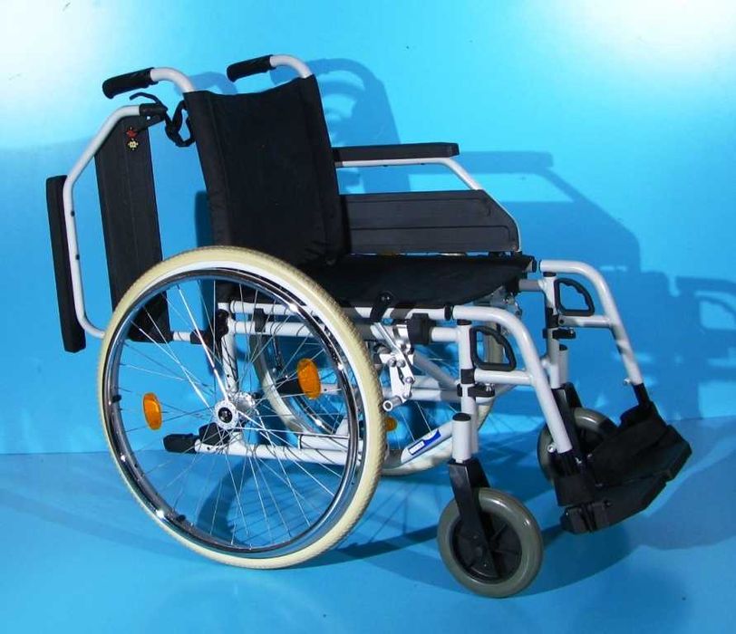 Scaun cu rotile handicap B+B - latime sezut 46 cm