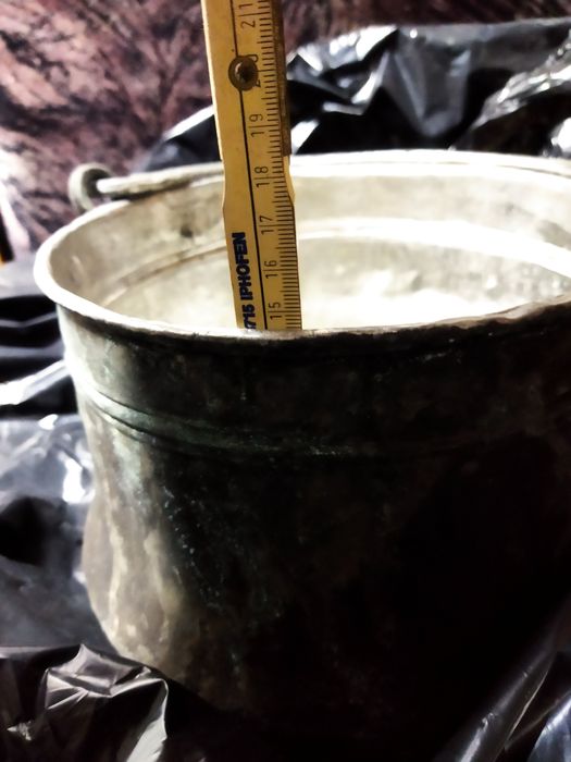 Менче 100 годишно