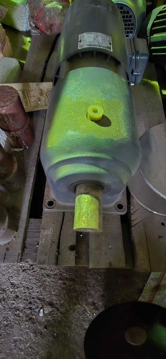 Ел.Двигател-Елпром-1.5 кв- трифазен.