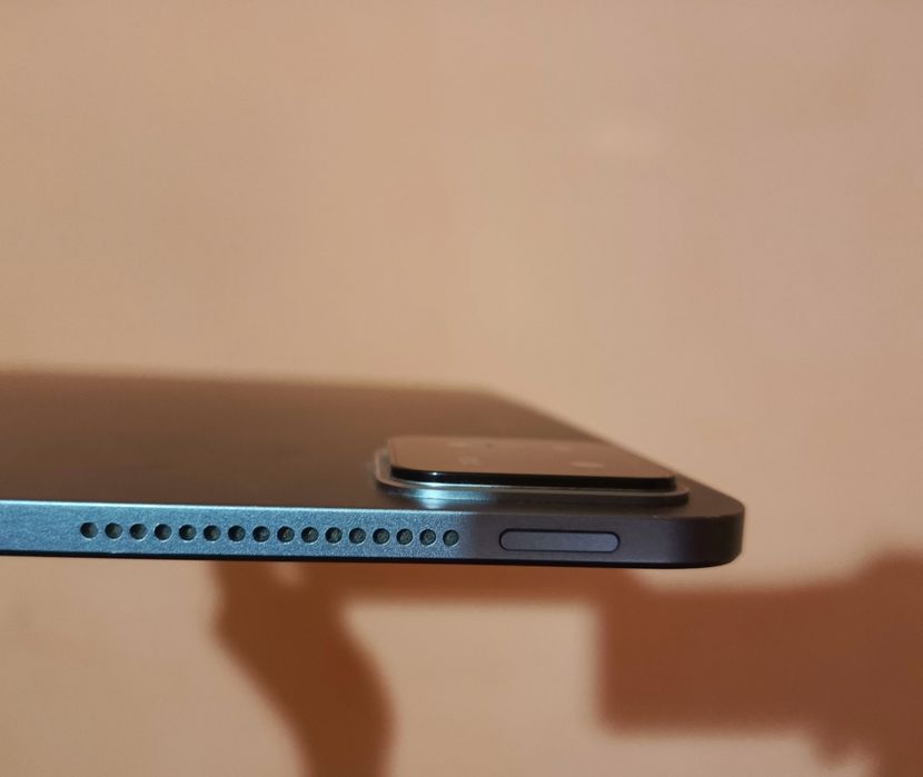 Hiaomi pad 6s Pro 12.4 144 Hz