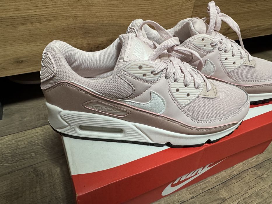 Nike Air Max 90 дамски маратонки НОВИ