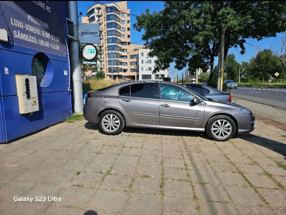 Renault Laguna 3 2012